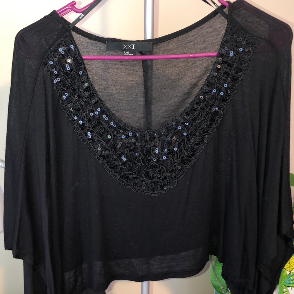 Black cropped top